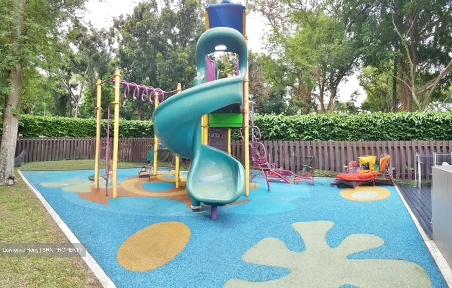 Watten Estate Condominium (D11), Condominium #558756901